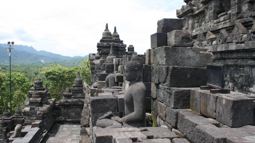 Borobuduro šventyklos stupos