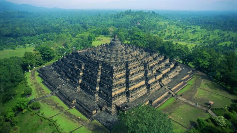 © https://www.lonelyplanet.com - Borobuduro šventykla