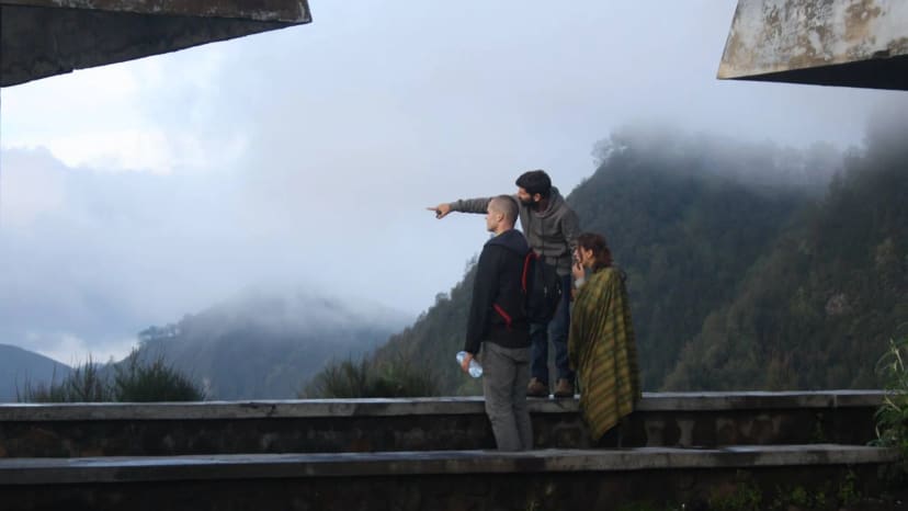 Bromo ugnikalnio apžvalgos aikštelė rūke