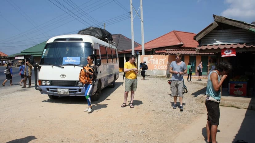 Autobusų stotis Laose