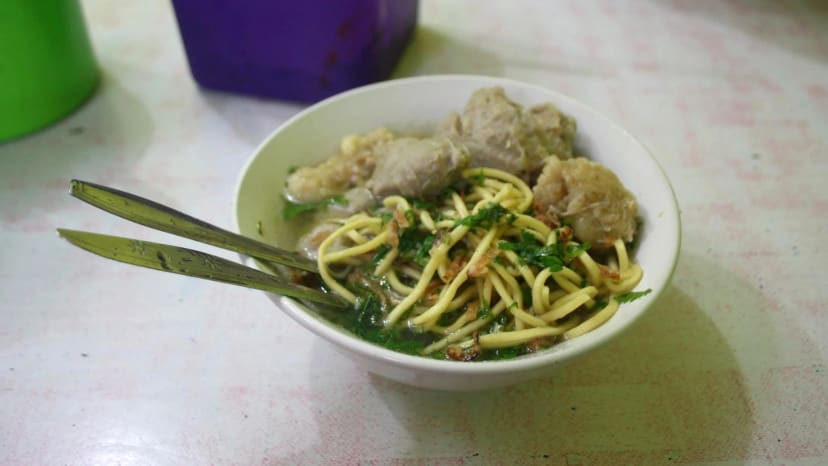 Indonezietiškų makaronų dubenėlis